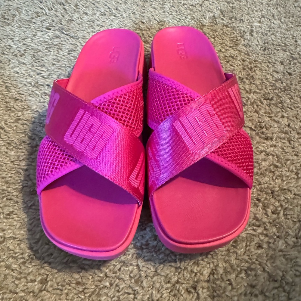 UGG Fuchsia Cross-Band Slides